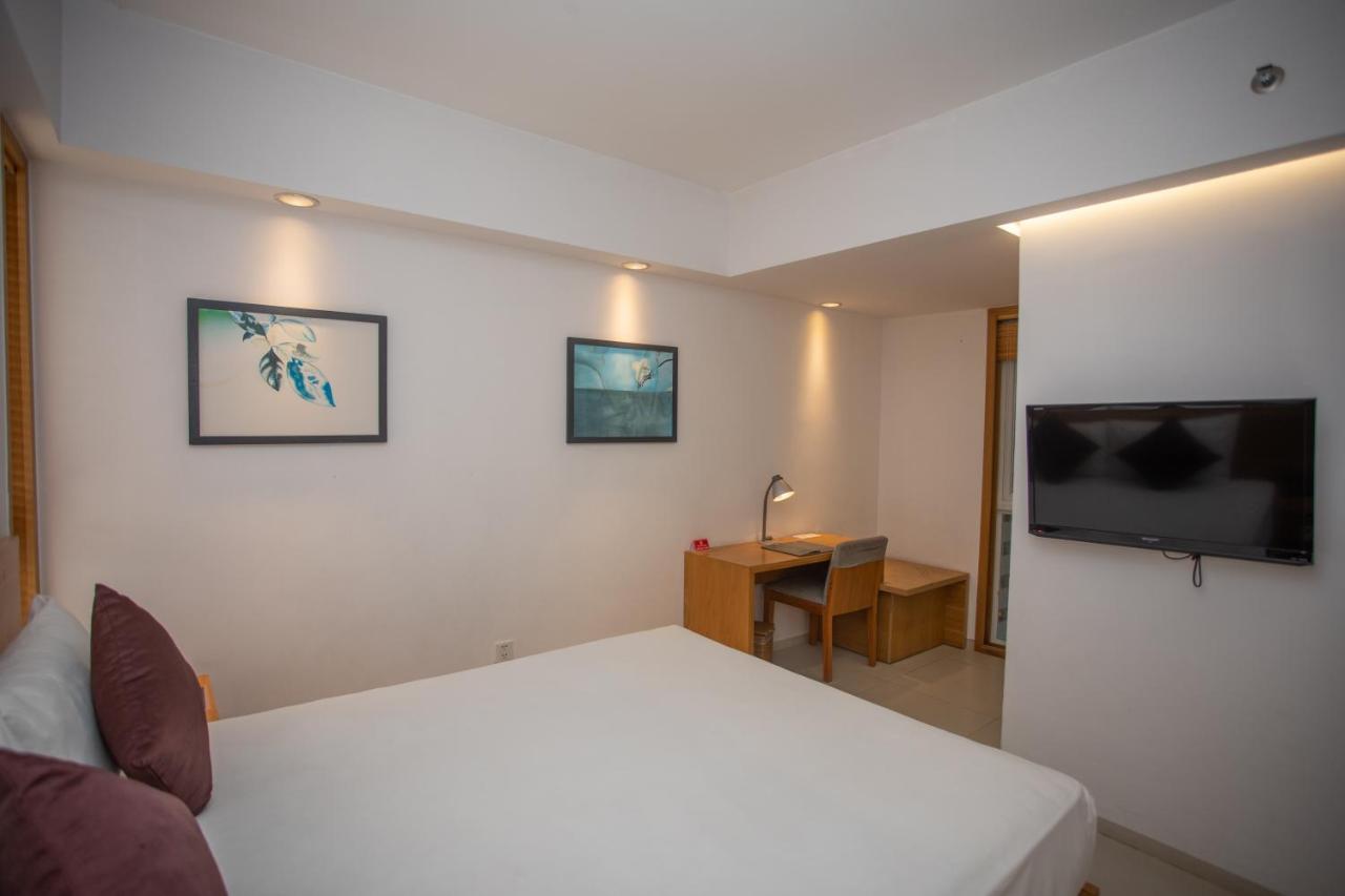 Holiday Hotel На Транг Екстериор снимка