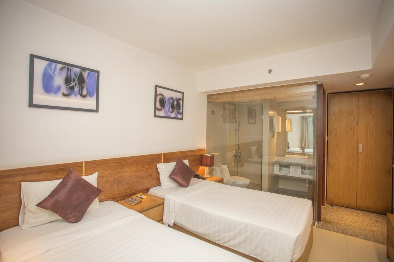 Holiday Hotel На Транг Екстериор снимка